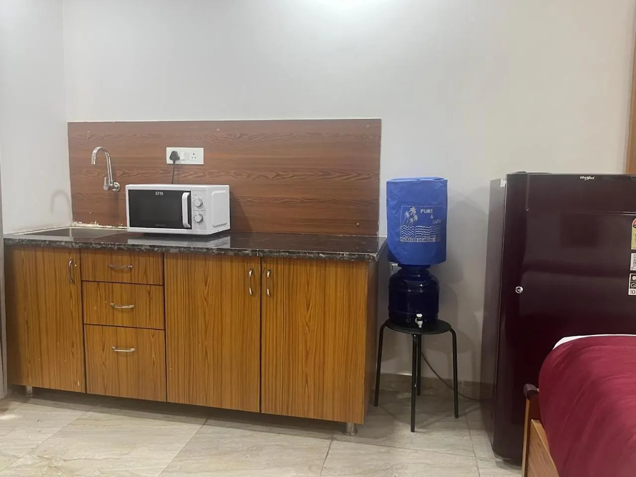 Hotel Qcent Premier Gurgaon