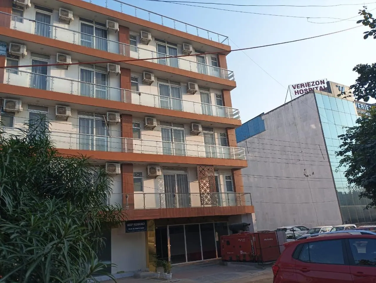 Hotel Qcent Premier Gurgaon