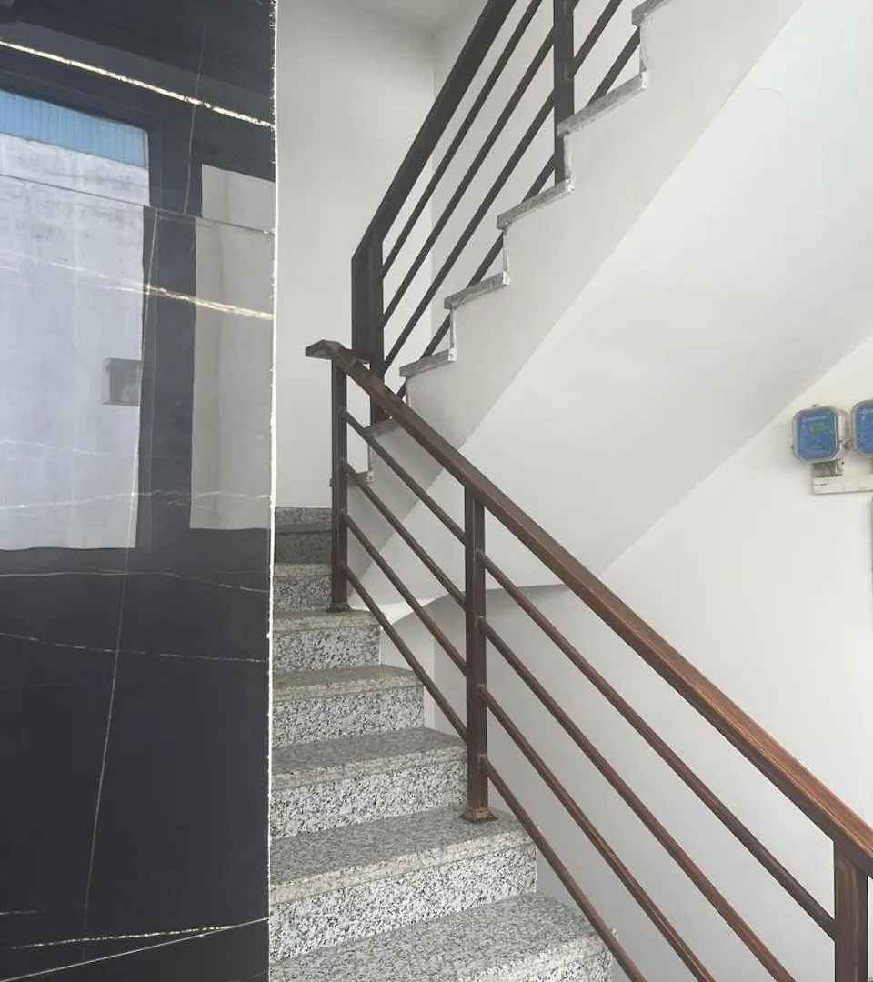 ****  Hotel Qcent Premier Gurgaon India