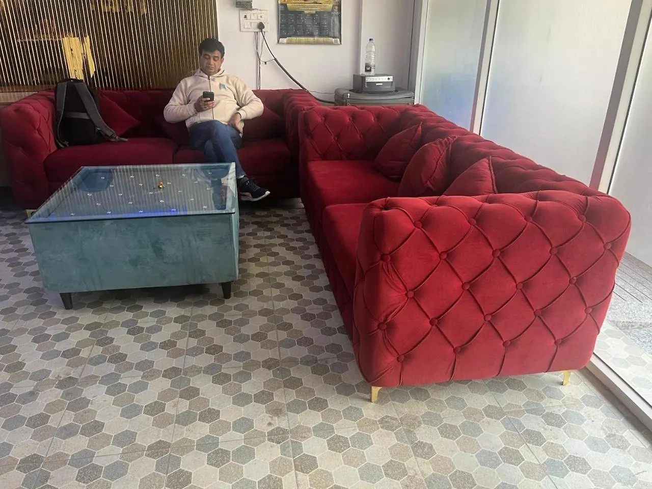 Hotel Qcent Premier Gurgaon